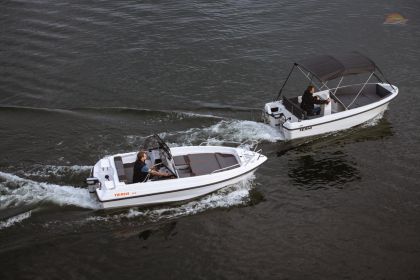 Моторна лодка Terhi 450 Sloep