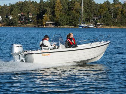 Моторна лодка Terhi Nordic 6020 C