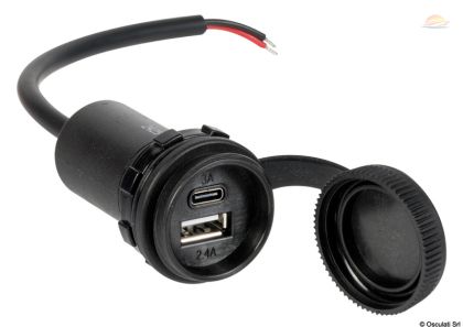 Водоустойчив USB-A и USB-C контакт Osculati с капак IP68 – 14,517,70