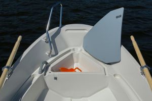 Моторна лодка Terhi 400