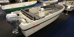 Моторна лодка Terhi 450 Sloep