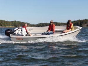 Моторна лодка Terhi Nordic 6020