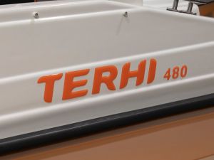 Моторна лодка Terhi 480 BR