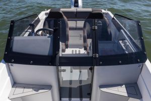 Моторна лодка Terhi 480 Sport