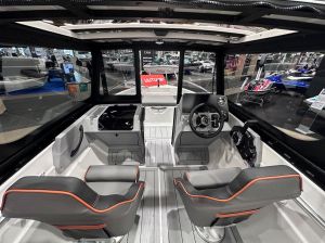 Моторна лодка Terhi 480 Cabin
