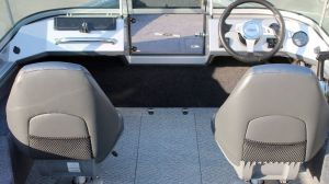 Алуминиева моторна лодка VIZION 440CS