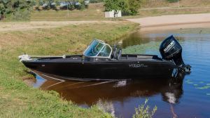 Алуминиева моторна лодка VIZION 560